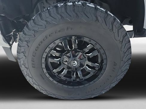 Used 2017 Ford F250 XLT image 11