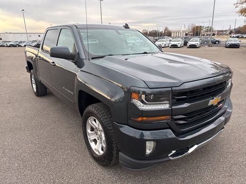 Used 2018 Chevrolet Silverado 1500 LT w/ All Star Edition image 7