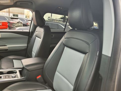 Used 2023 Ford Explorer XLT w/ Equipment Group 202A image 22