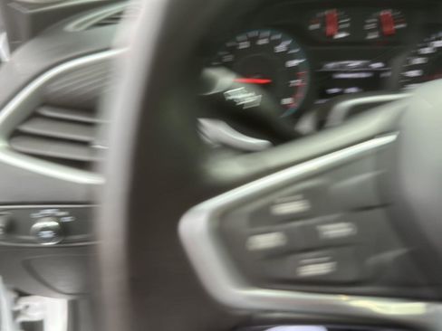 Used 2022 Chevrolet Malibu RS image 27
