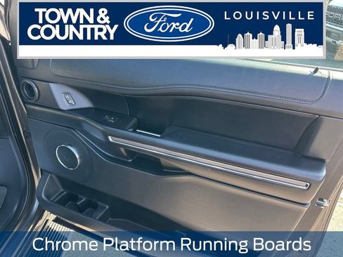Used 2021 Ford Expedition XLT AWD/4WD image 23