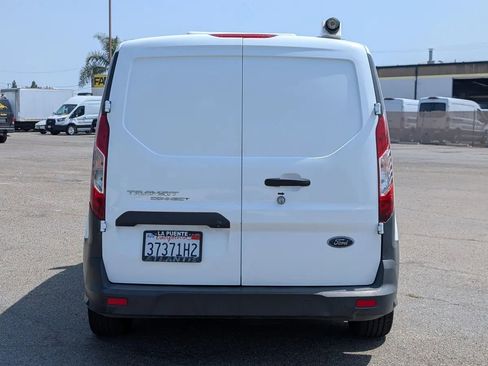 Used 2017 Ford Transit Connect XL FWD image 3