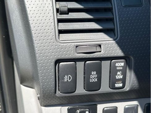 Used 2013 Toyota Tacoma PreRunner image 20