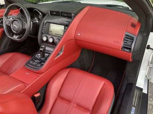 Used 2016 Jaguar F-TYPE R AWD/4WD image 19