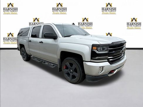 Used 2018 Chevrolet Silverado 1500 LTZ Z71 w/ Redline Edition AWD/4WD image 8