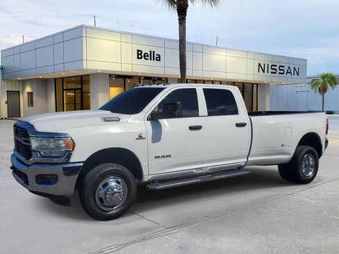 Used 2022 RAM 3500 Tradesman AWD/4WD image 2