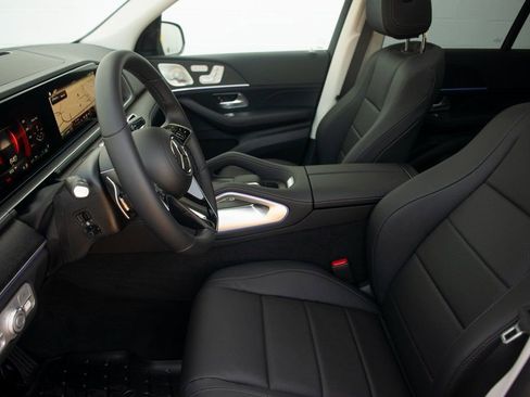 Used 2025 Mercedes-Benz GLE 350 4MATIC image 23