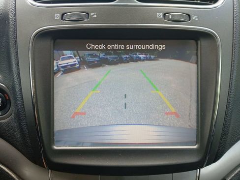 Used 2020 Dodge Journey Crossroad FWD image 34