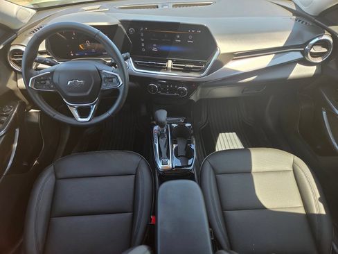 Used 2026 Chevrolet Trax ACTIV FWD image 16