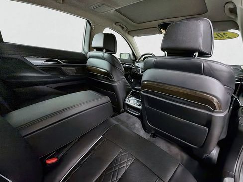 Used 2022 BMW 740i xDrive w/ Premium Package AWD/4WD image 26