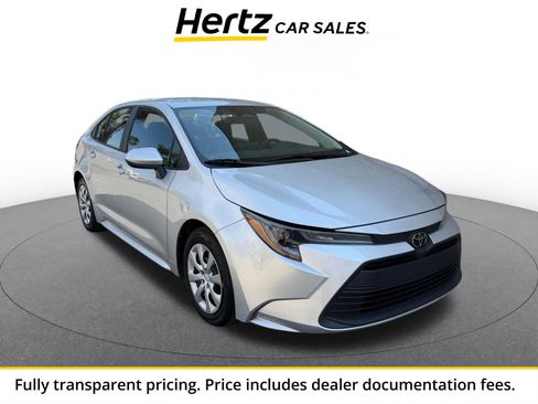 Used 2025 Toyota Corolla LE FWD image 1