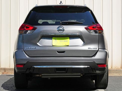 Used 2018 Nissan Rogue SL AWD/4WD image 10