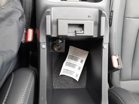 Used 2025 Subaru Legacy Limited image 26