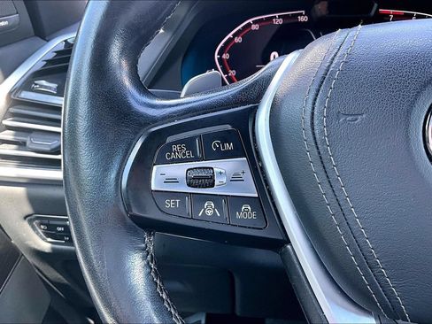 Used 2020 BMW X5 xDrive40i w/ Premium Package AWD/4WD image 11