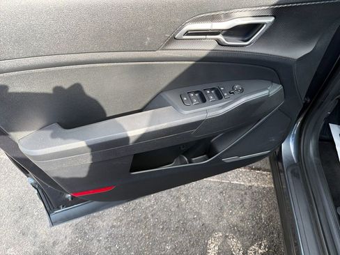 Certified 2023 Kia Sportage LX image 13