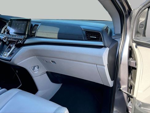 Used 2018 Honda Odyssey EX-L image 18
