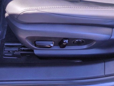 Used 2024 Lexus ES 300h 300h image 18