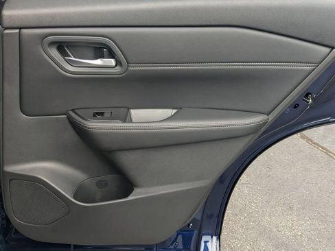 Used 2026 Nissan Rogue Dark Armor FWD image 15