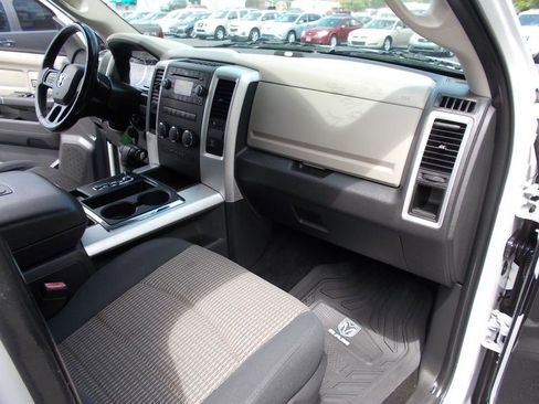 Used 2012 RAM 1500 Big Horn w/ Luxury Group image 24