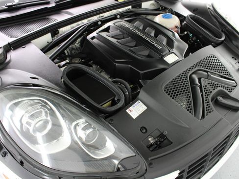 Used 2016 Porsche Macan S image 81