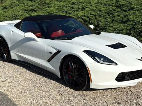 Used 2019 Chevrolet Corvette Stingray Convertible Z51 2LT RWD image 8