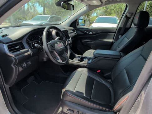 Used 2023 GMC Acadia AT4 w/ Preferred Package AWD/4WD image 2