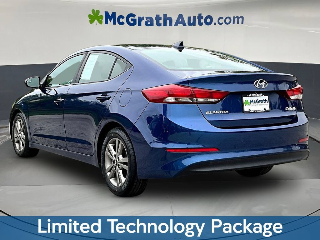 Used 2013 Hyundai Elantra Limited w/ Technology Pkg FWD image 4