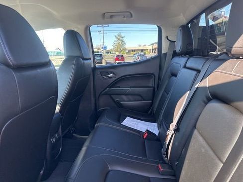 Used 2019 Chevrolet Colorado ZR2 w/ ZR2 Midnight Special Edition AWD/4WD image 15