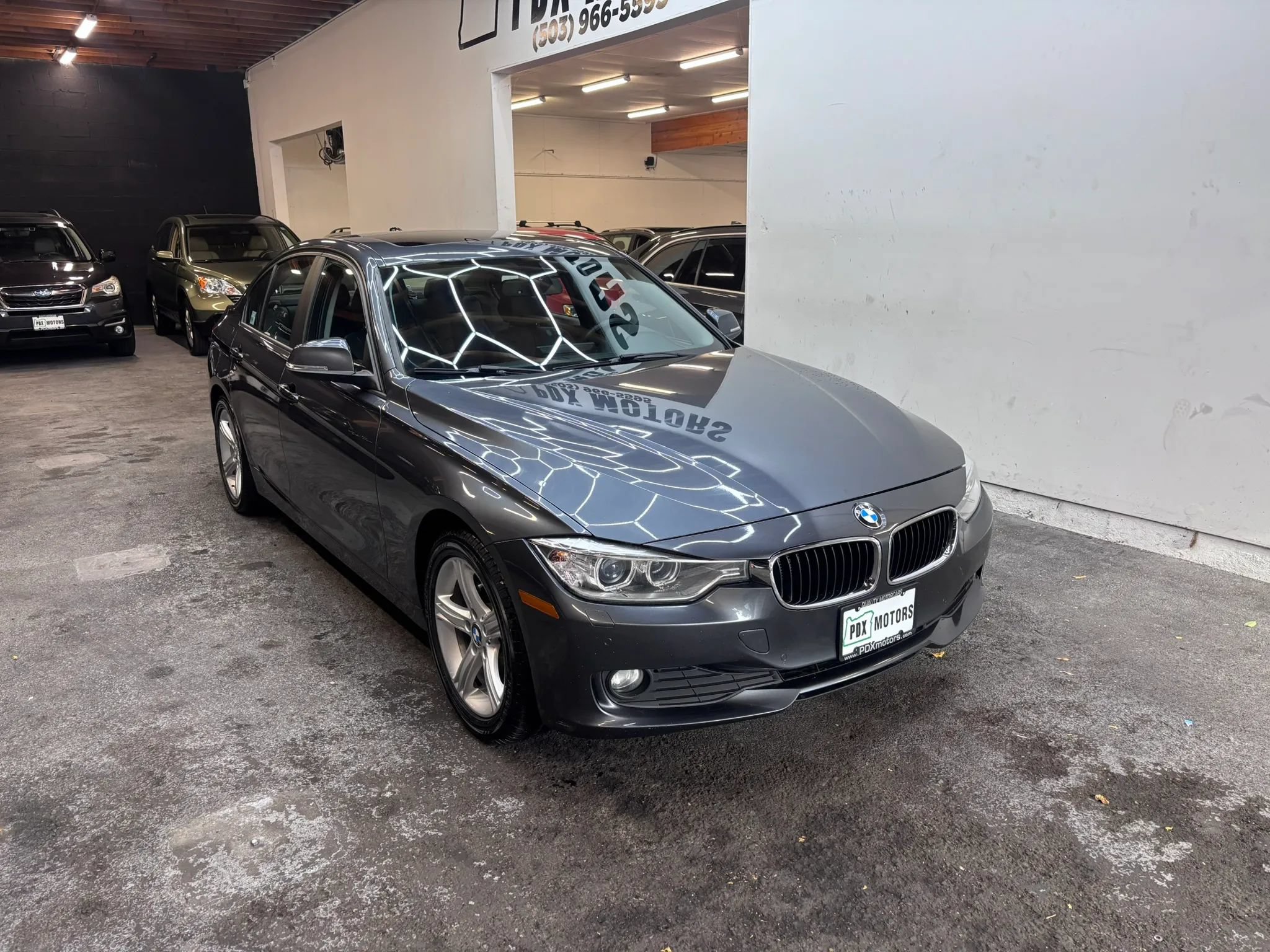Used 2014 BMW 328d xDrive Sedan AWD/4WD image 2