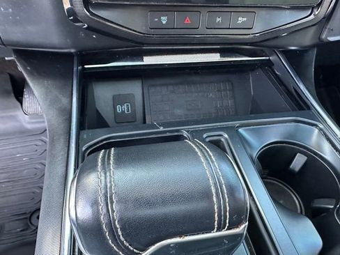 Used 2022 Ford F150 Lightning Platinum image 23