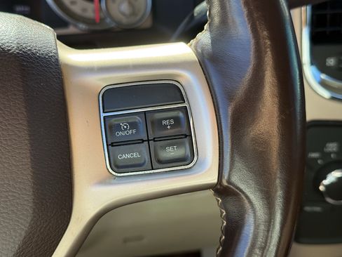 Used 2015 RAM 2500 Longhorn w/ Convenience Group image 17