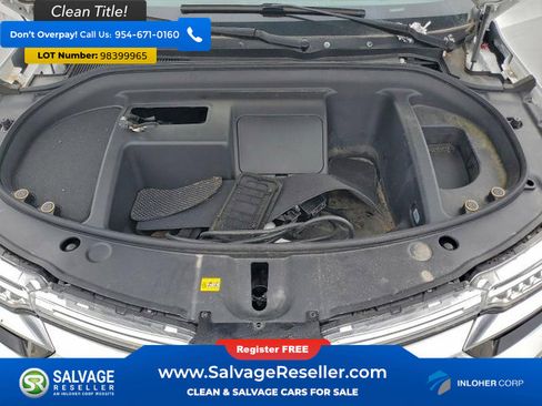 Used 2024 VinFast VF 8 Eco image 16