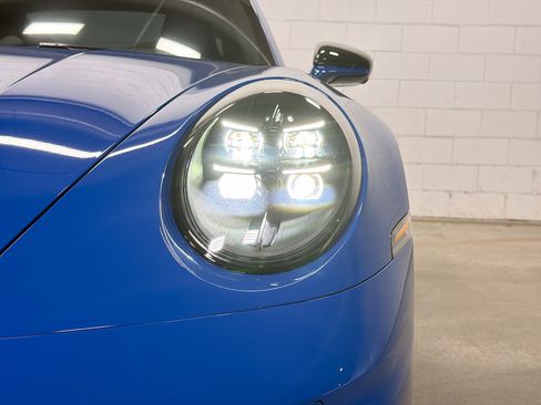 Used 2025 Porsche 911 Carrera 4 GTS image 10