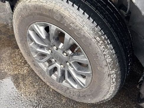 Used 2020 Ford Ranger XLT w/ Equipment Group 301A Mid image 16