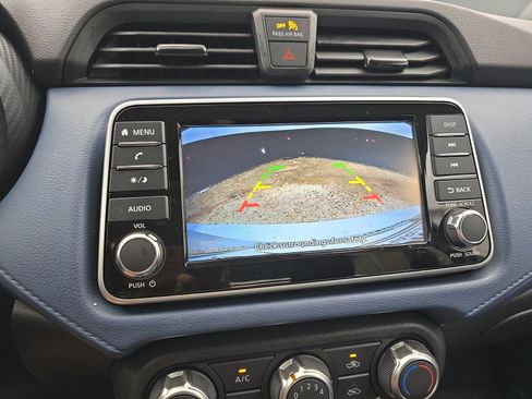 Used 2025 Nissan Versa SV w/ Trunk Package FWD image 24