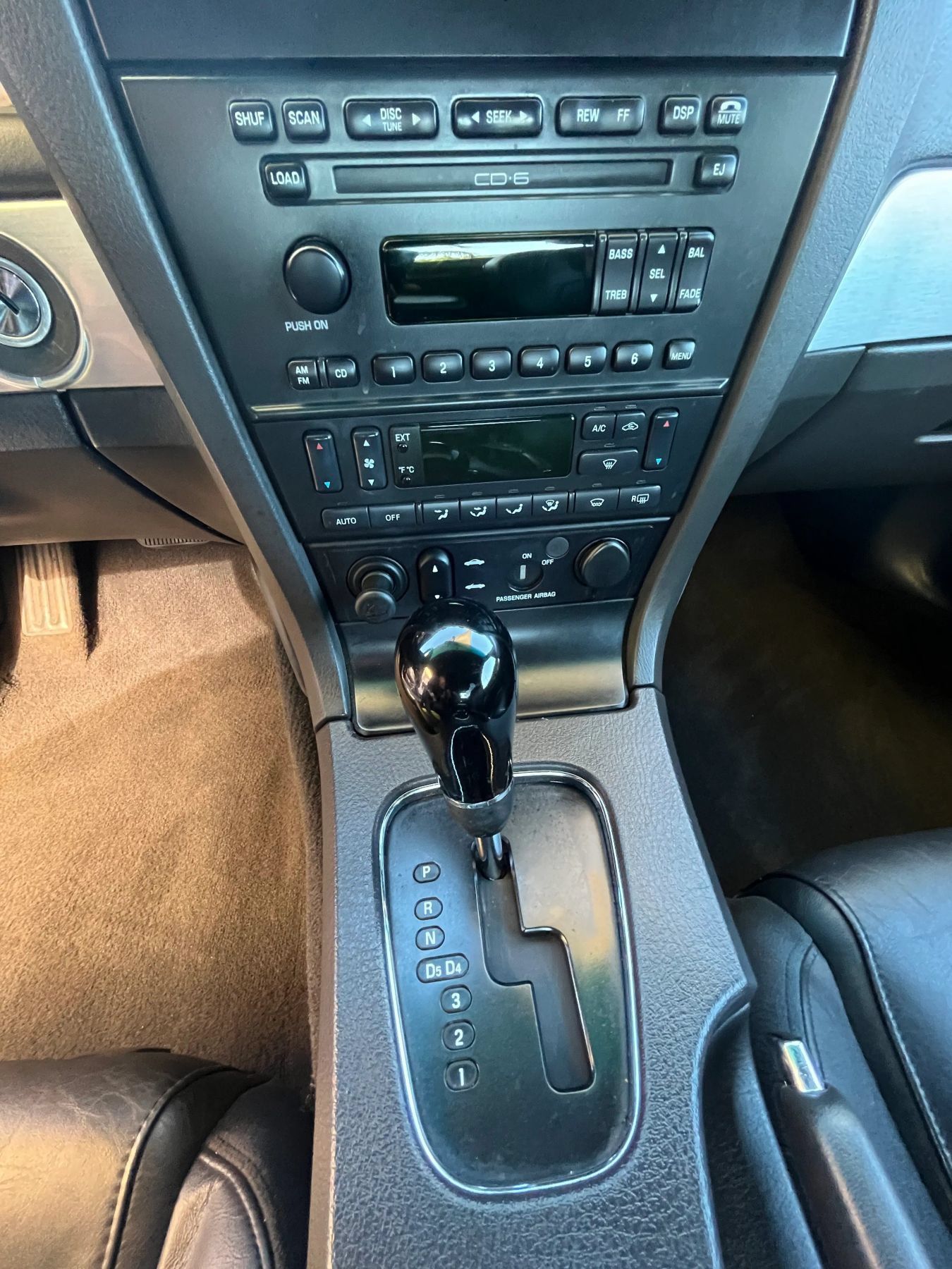 Used 2002 Ford Thunderbird RWD image 15