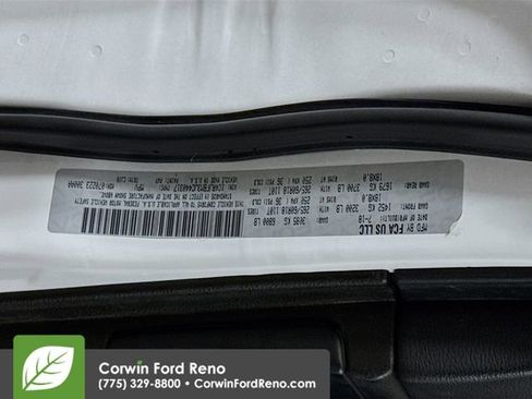 Used 2018 Jeep Grand Cherokee Limited image 33