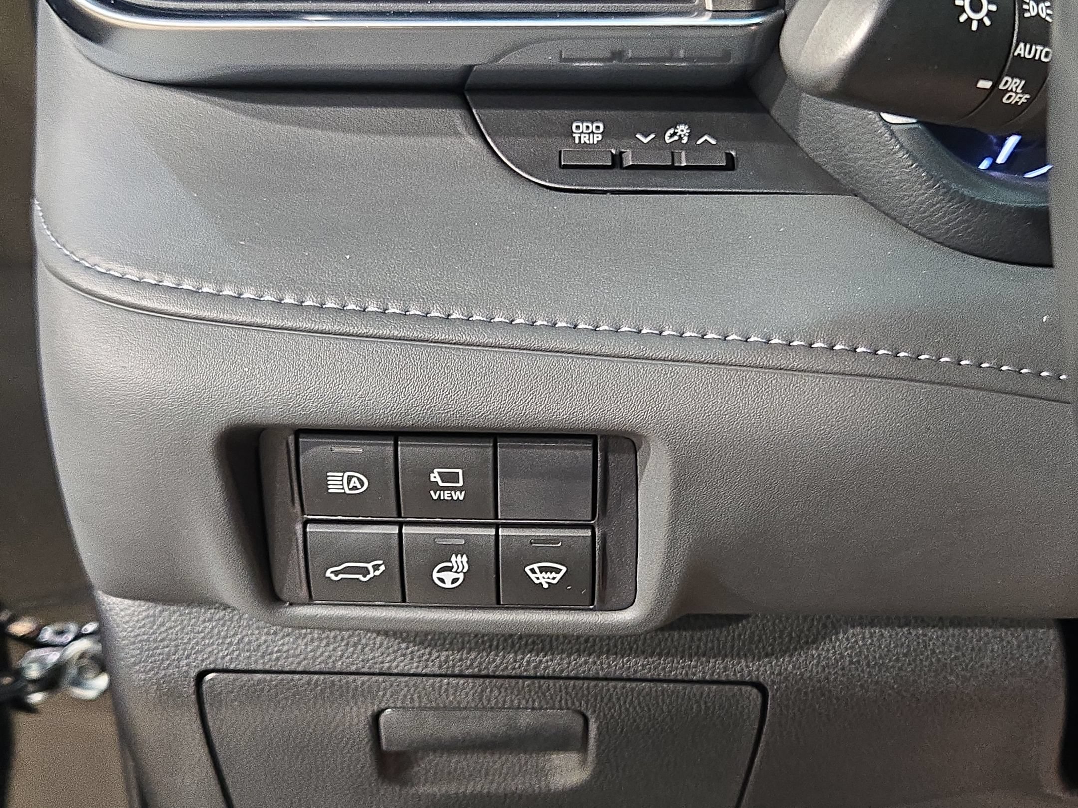 Used 2022 Toyota Highlander Limited FWD image 26