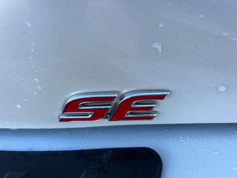 Used 2021 Toyota Corolla SE FWD image 28