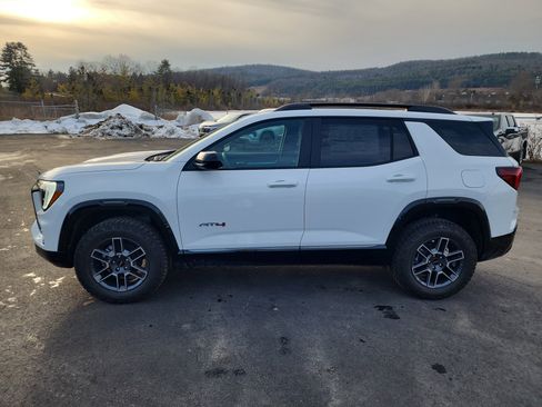 New 2026 GMC Terrain AT4 w/ LPO, Floor Liner Package image 5