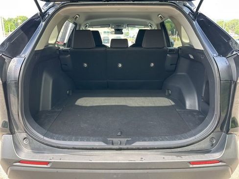 Used 2019 Toyota RAV4 LE AWD/4WD image 31