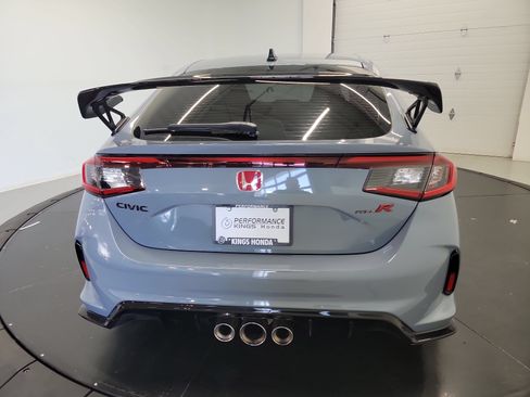 Certified 2024 Honda Civic Type R image 8