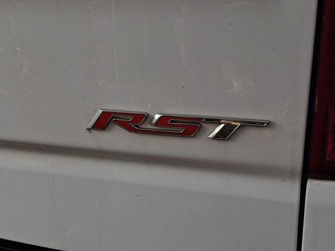 Used 2024 Chevrolet Silverado 1500 RST image 9