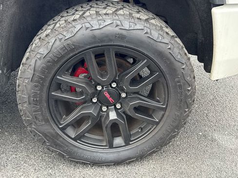 Used 2017 GMC Sierra 1500 Denali image 9