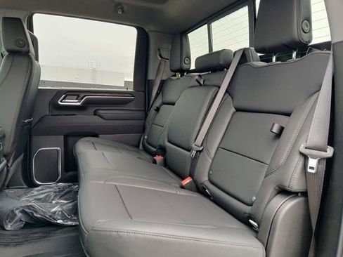 New 2026 GMC Sierra 2500 SLT w/ SLT Premium Package image 12