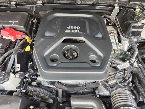 Used 2022 Jeep Wrangler Unlimited Rubicon 4xe w/ Cold Weather Group image 21