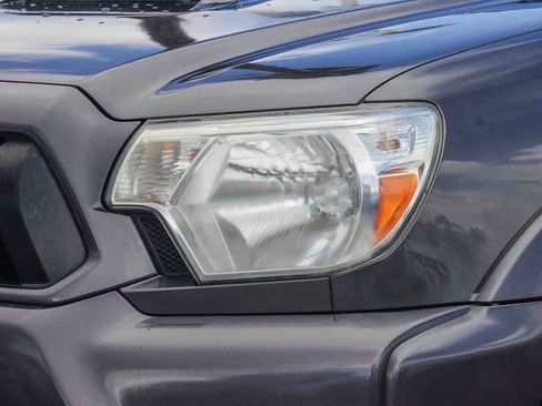 Used 2013 Toyota Tacoma PreRunner w/ TRD Sport Pkg image 8