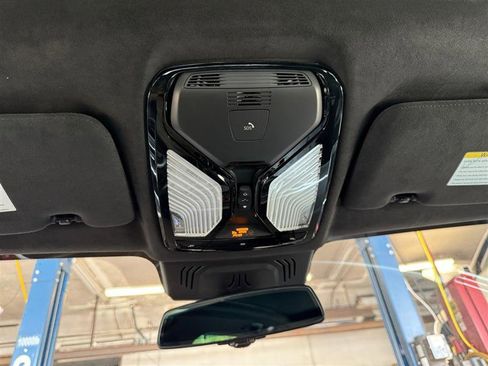 Used 2023 BMW X5 M w/ Executive Package image 28