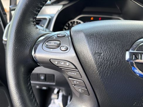 Used 2022 Nissan Murano SV w/ Cargo Package image 27