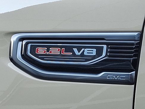 Used 2022 GMC Sierra 1500 AT4 w/ AT4 Premium Package image 30